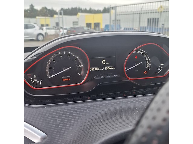 Personenauto, peugeot, 2008, 2016 - afbeelding 11 van  37