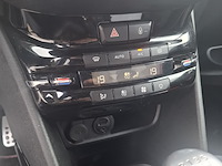 Personenauto, peugeot, 2008, 2016 - afbeelding 16 van  37