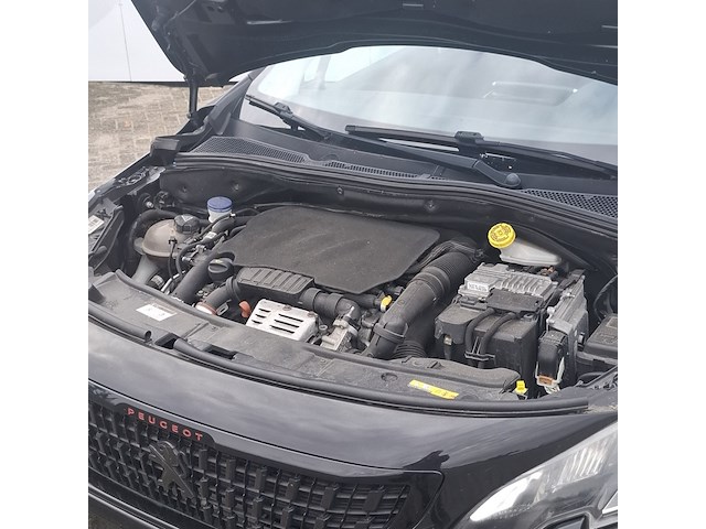 Personenauto, peugeot, 2008, 2016 - afbeelding 27 van  37