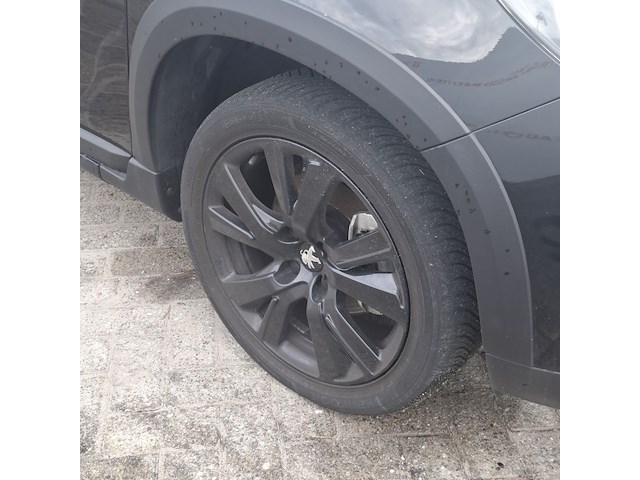 Personenauto, peugeot, 2008, 2016 - afbeelding 37 van  37