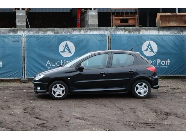 Personenauto peugeot 206 benzine 2006 (marge) - afbeelding 1 van  1