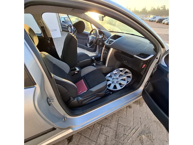 Personenauto, peugeot, 207 1.4, 2006 - afbeelding 14 van  35