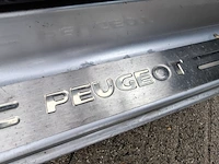 Personenauto peugeot, 207 cc 1.6, grijs, bouwjaar 2010 - afbeelding 24 van  42