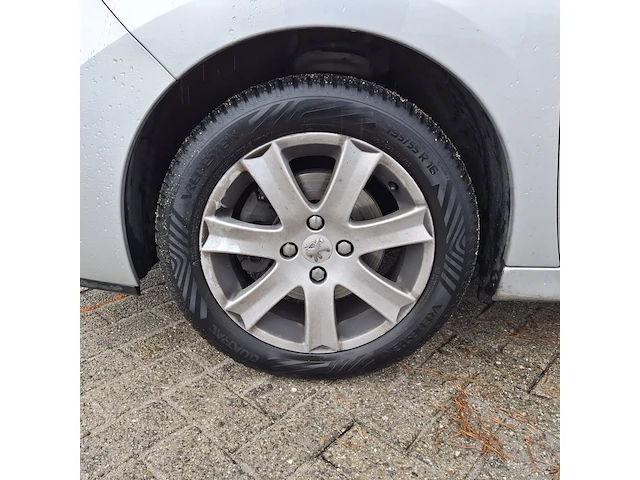 Personenauto peugeot, 207 cc 1.6, grijs, bouwjaar 2010 - afbeelding 26 van  42