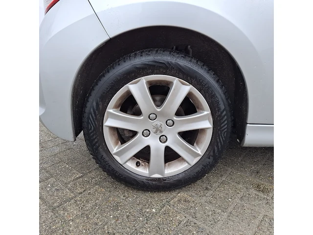 Personenauto peugeot, 207 cc 1.6, grijs, bouwjaar 2010 - afbeelding 28 van  42