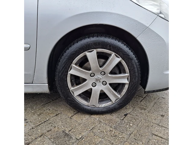 Personenauto peugeot, 207 cc 1.6, grijs, bouwjaar 2010 - afbeelding 29 van  42