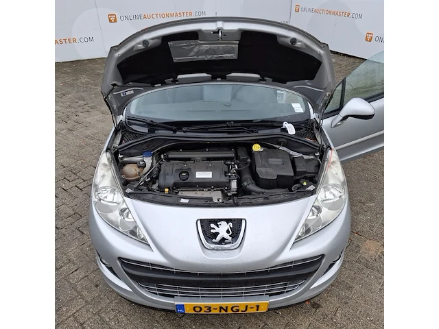 Personenauto peugeot, 207 cc 1.6, grijs, bouwjaar 2010 - afbeelding 34 van  42