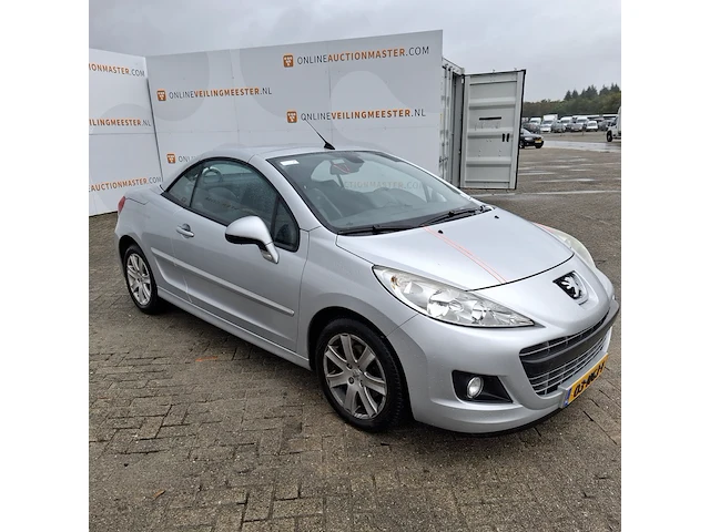 Personenauto peugeot, 207 cc 1.6, grijs, bouwjaar 2010 - afbeelding 3 van  42