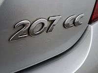 Personenauto peugeot, 207 cc 1.6, grijs, bouwjaar 2010 - afbeelding 40 van  42