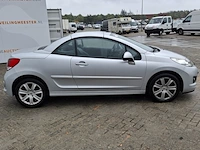Personenauto peugeot, 207 cc 1.6, grijs, bouwjaar 2010 - afbeelding 4 van  42