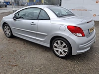 Personenauto peugeot, 207 cc 1.6, grijs, bouwjaar 2010 - afbeelding 8 van  42