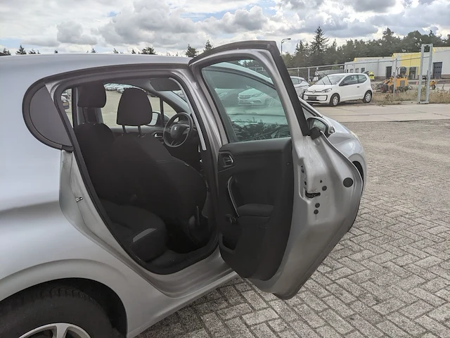 Personenauto, peugeot, 208, 2012 - afbeelding 35 van  57
