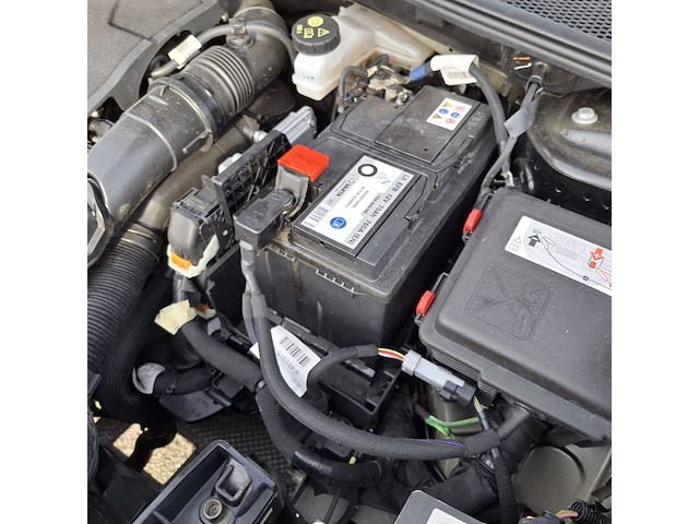 Personenauto peugeot, 208, zwart - afbeelding 26 van  39