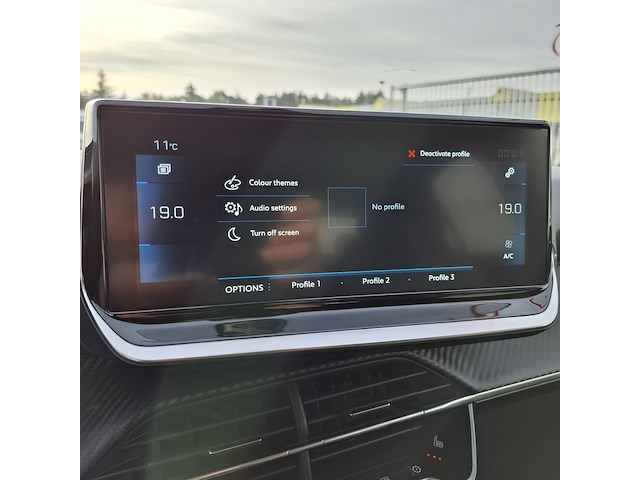 Personenauto peugeot, 208, zwart - afbeelding 31 van  39