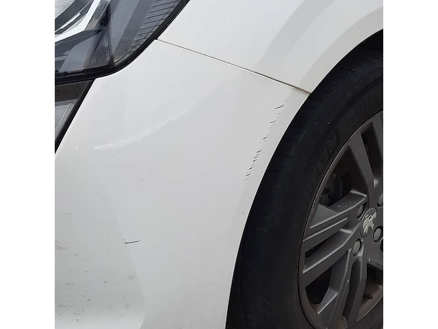 Personenauto peugeot, 208 - afbeelding 11 van  45