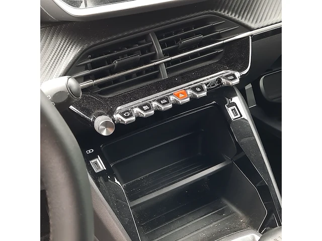 Personenauto peugeot, 208 - afbeelding 28 van  45