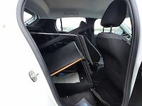 Personenauto peugeot, 208 - afbeelding 37 van  45