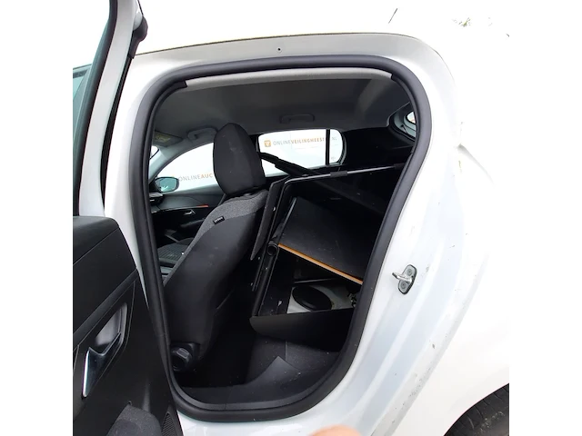 Personenauto peugeot, 208 - afbeelding 38 van  45