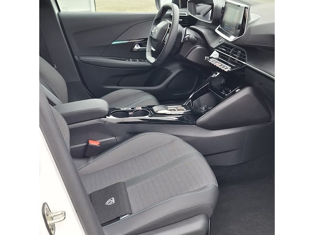 Personenauto, peugeot, 208 - afbeelding 31 van  45