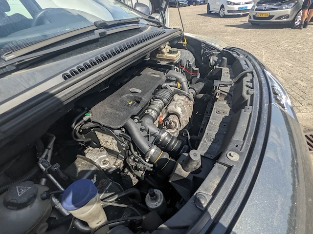 Personenauto peugeot, 3008 1,6 - afbeelding 18 van  46