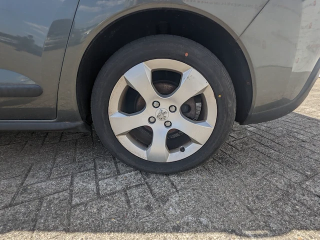 Personenauto peugeot, 3008 1,6 - afbeelding 24 van  46