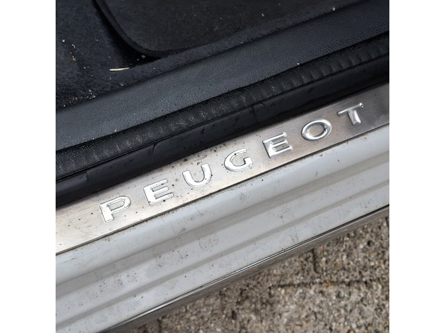 Personenauto, peugeot, 3008, 2014 - afbeelding 16 van  38