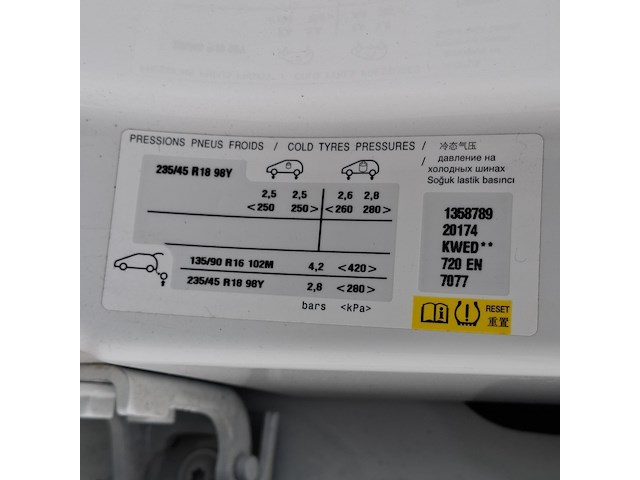 Personenauto, peugeot, 3008, 2014 - afbeelding 17 van  38