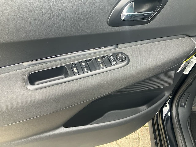 Personenauto, peugeot, 3008, zwart, 2012, 29-tsp-4 - afbeelding 2 van  19