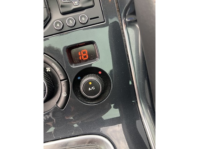 Personenauto, peugeot, 3008, zwart, 2012 - afbeelding 6 van  19