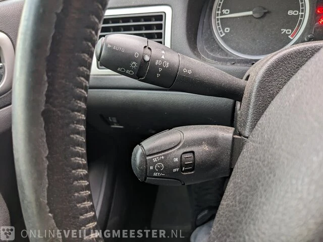 Personenauto peugeot, 307 2.0-16v navtech, blauw, bouwjaar 13-04-2005 - afbeelding 11 van  36