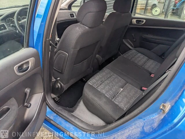 Personenauto peugeot, 307 2.0-16v navtech, blauw, bouwjaar 13-04-2005 - afbeelding 22 van  36