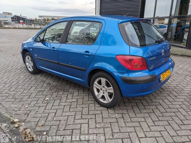 Personenauto peugeot, 307 2.0-16v navtech, blauw, bouwjaar 13-04-2005 - afbeelding 23 van  36