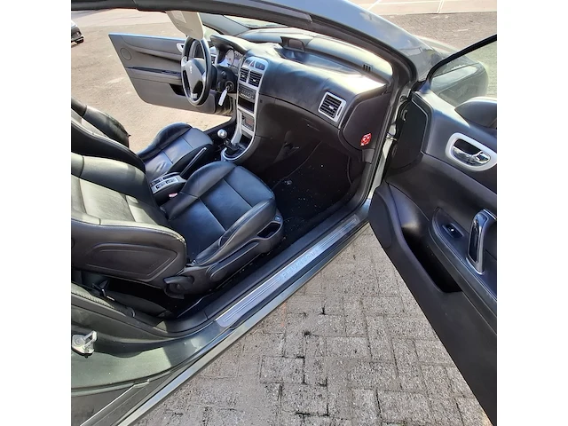 Personenauto peugeot, 307 cc 2.0-16v, grijs, bouwjaar 2006 - afbeelding 19 van  50