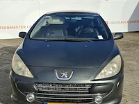 Personenauto peugeot, 307 cc 2.0-16v, grijs, bouwjaar 2006 - afbeelding 12 van  50