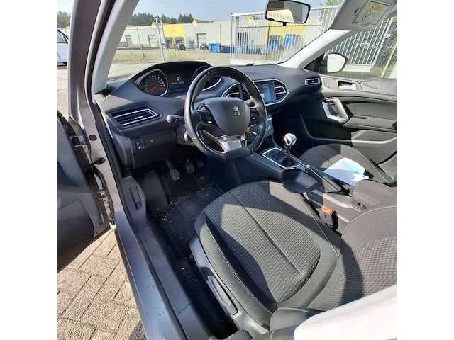 Personenauto peugeot, 308 1.5 blue hdi, bouwjaar 2018 - afbeelding 10 van  46