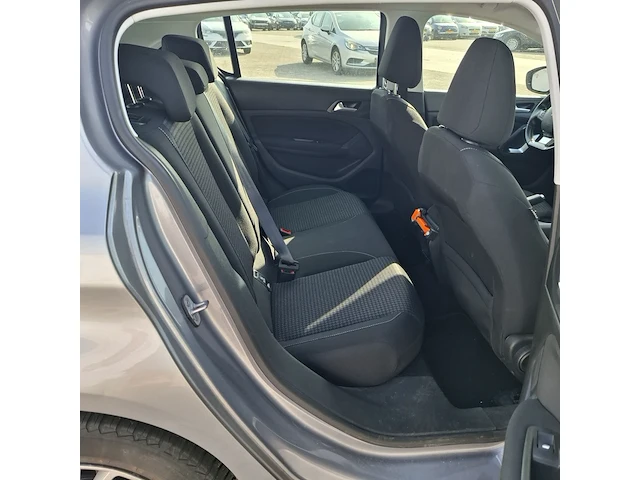Personenauto peugeot, 308 1.5 blue hdi, bouwjaar 2018 - afbeelding 27 van  46