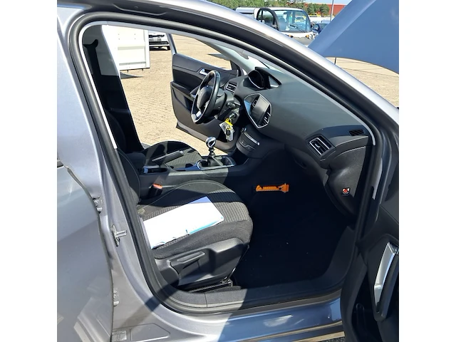 Personenauto, peugeot, 308 1.5d - afbeelding 29 van  123