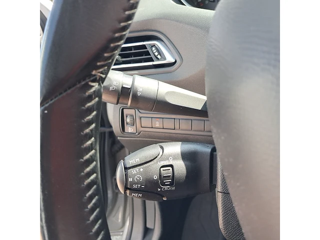 Personenauto, peugeot, 308 1.5d - afbeelding 44 van  123