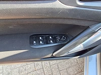 Personenauto, peugeot, 308 1.5d - afbeelding 98 van  123