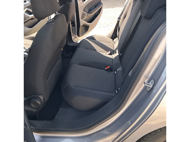Personenauto, peugeot, 308 1.5d - afbeelding 121 van  123