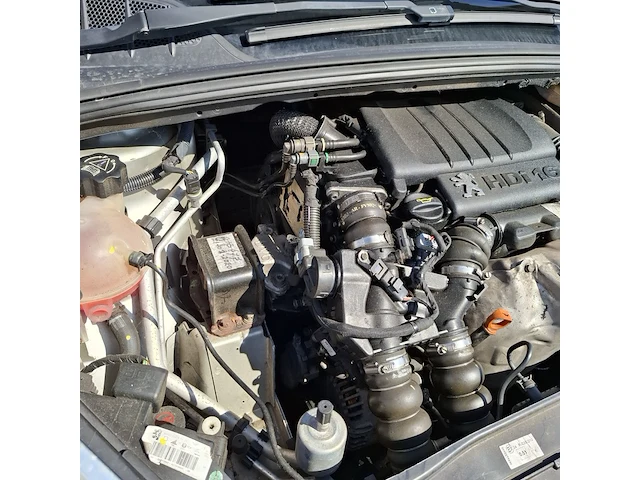 Personenauto peugeot, 308 1.6 hdif xs, bouwjaar 2008 - afbeelding 24 van  32