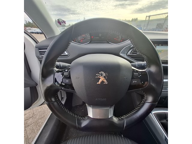 Personenauto peugeot, 308 sw 1.6, bouwjaar 2015 - afbeelding 4 van  56
