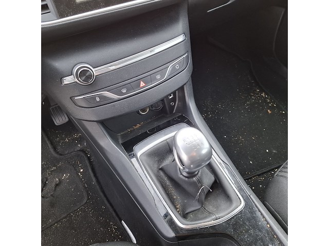 Personenauto peugeot, 308 sw 1.6, bouwjaar 2015 - afbeelding 9 van  56