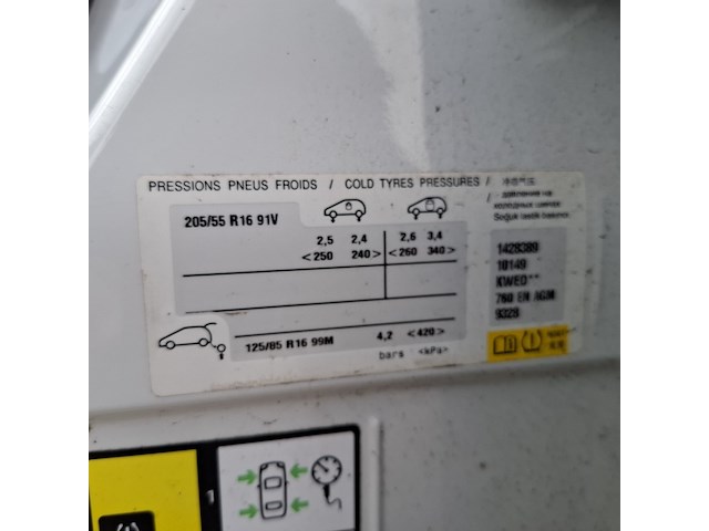 Personenauto peugeot, 308 sw 1.6, bouwjaar 2015 - afbeelding 48 van  56