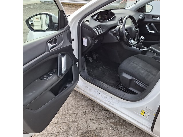 Personenauto peugeot, 308 sw 1.6, wit, bouwjaar 2015 - afbeelding 55 van  56