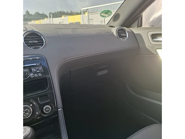 Personenauto peugeot, rcz 1.6 thp, wit, bouwjaar 2014 - afbeelding 9 van  44
