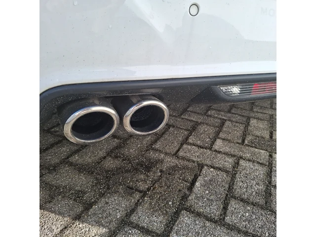 Personenauto peugeot, rcz 1.6 thp, wit, bouwjaar 2014 - afbeelding 19 van  44