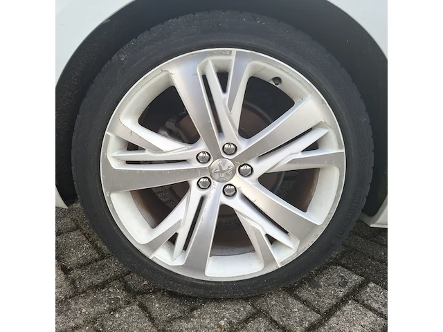 Personenauto peugeot, rcz 1.6 thp, wit, bouwjaar 2014 - afbeelding 32 van  44