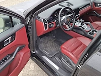 Personenauto, porsche, cayenne coupe 3.0 e-hybrid, 2023 - afbeelding 10 van  52