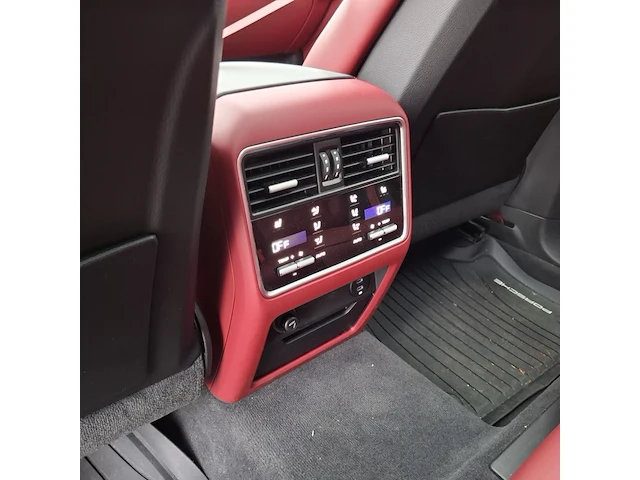 Personenauto, porsche, cayenne coupe 3.0 e-hybrid, 2023 - afbeelding 24 van  52